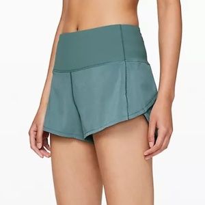 Lululemon Speed Up Mid-Rise Lined Short 4" Green